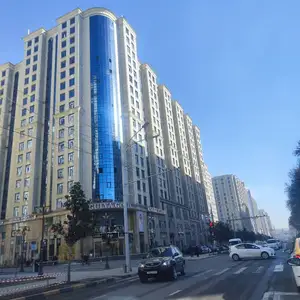 3-комн. квартира, 13 этаж, 82 м², Шохмансур