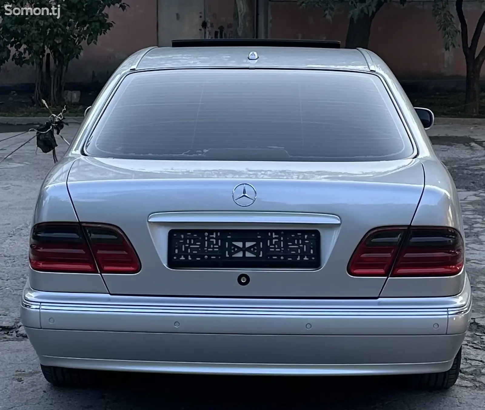 Mercedes-Benz E class, 2002-4