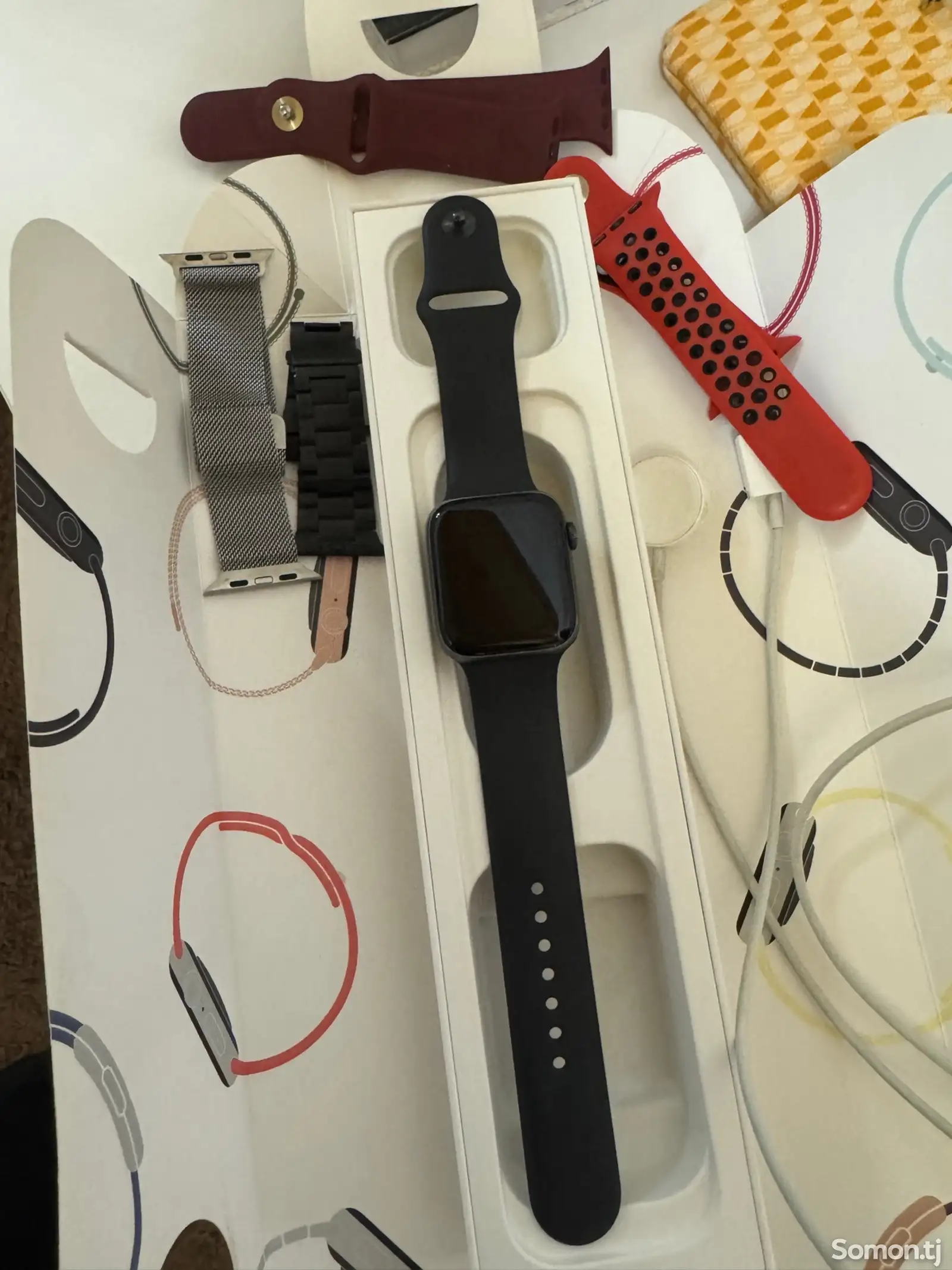 Смарт часы Apple Watch Series 5 44mm-2