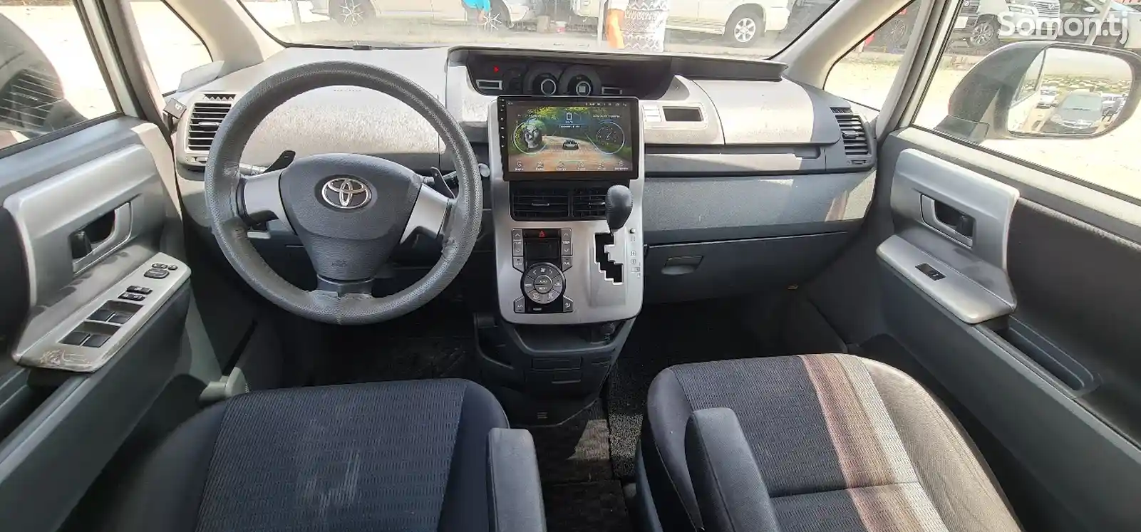 Toyota Voxy, 2008-6