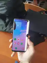 Samsung Galaxy S10 на запчасти-3