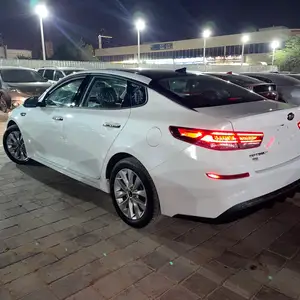 Kia Optima, 2018