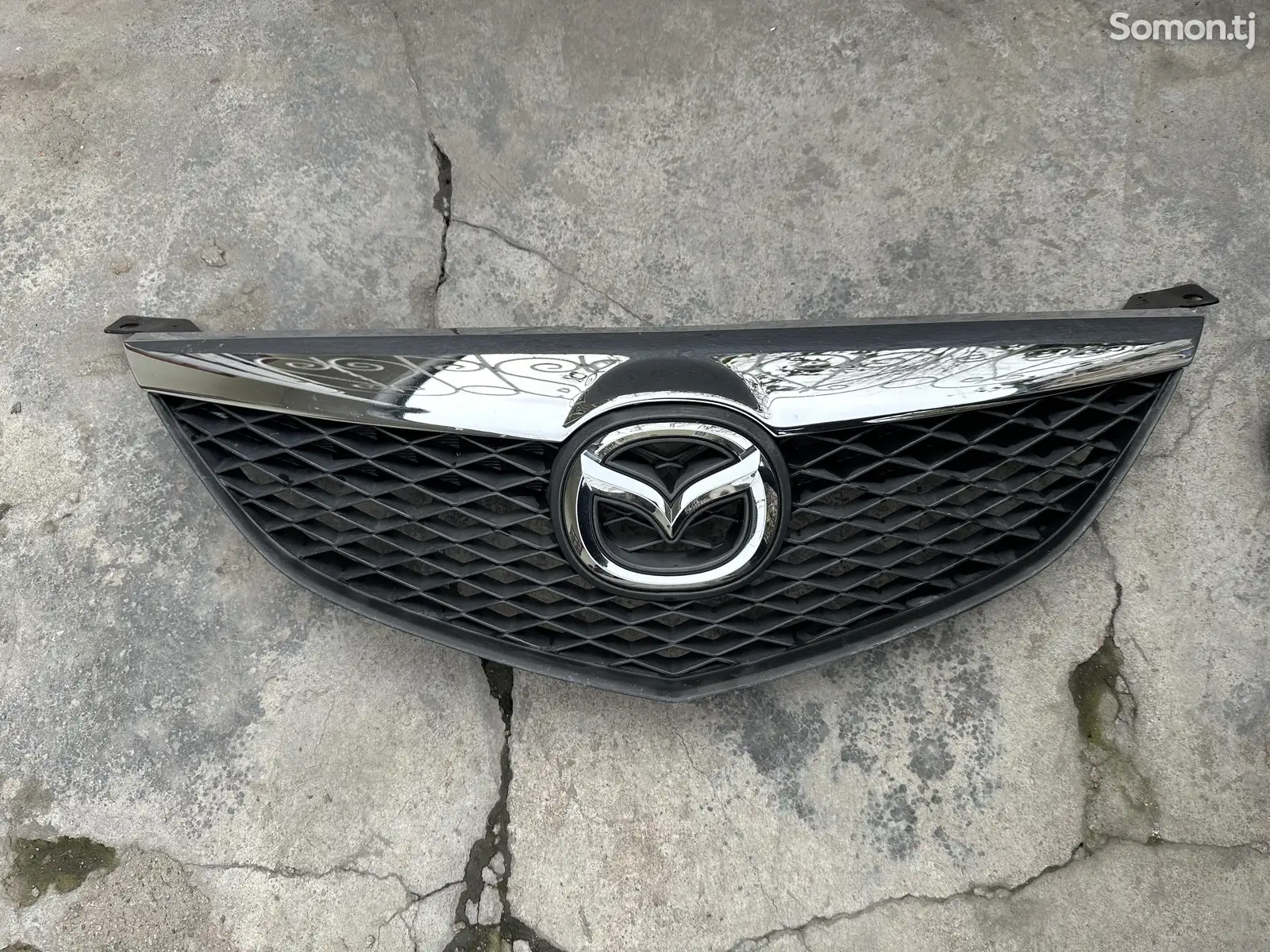 Решётка радиатора от Mazda-1