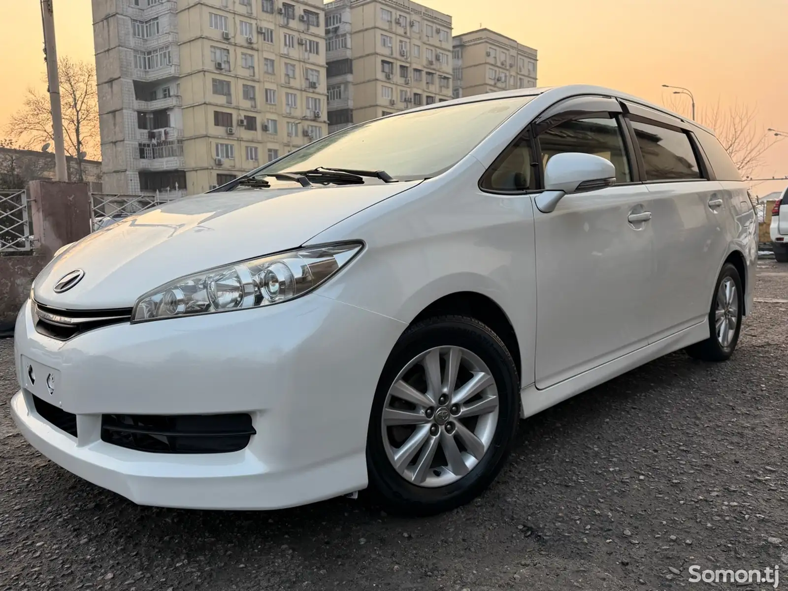 Toyota Wish, 2014-1