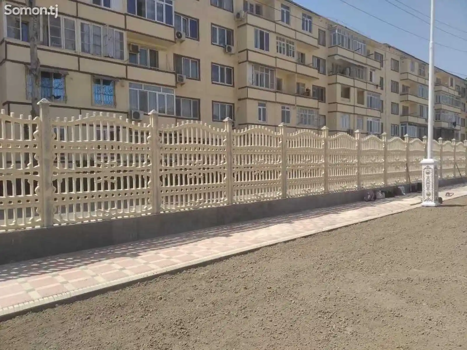 Декоративный забор из бетона-10
