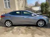 Hyundai Elantra, 2011-2