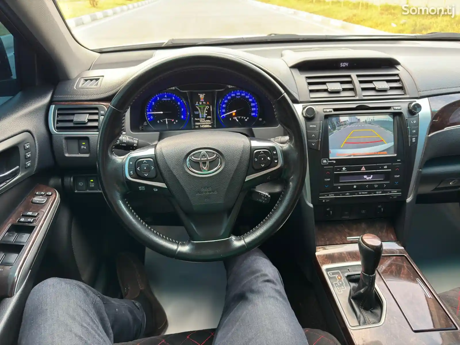 Toyota Camry, 2017-10