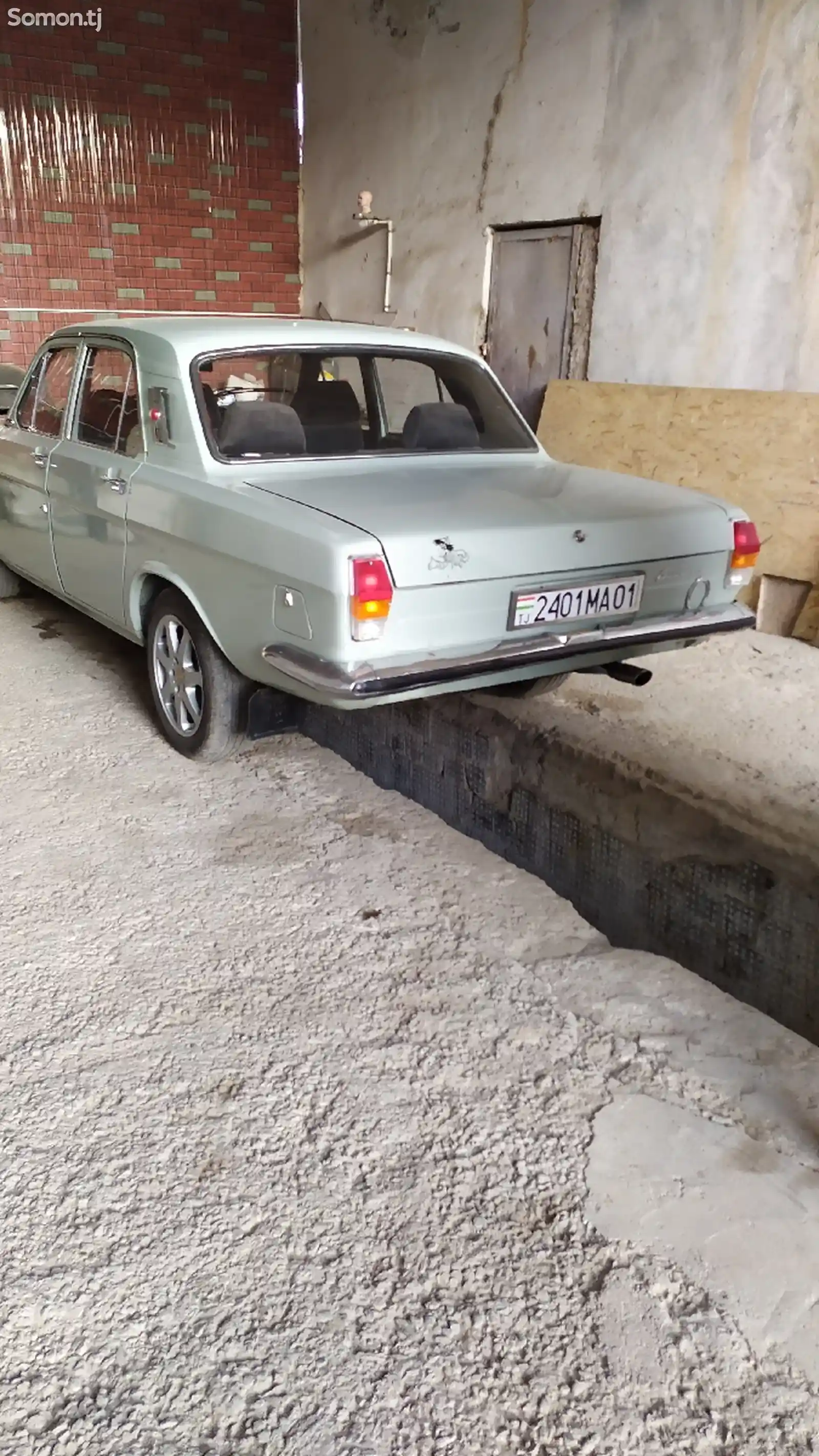 ГАЗ 2401, 1983-3