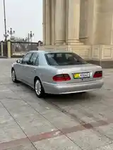 Mercedes-Benz E class, 2001-4