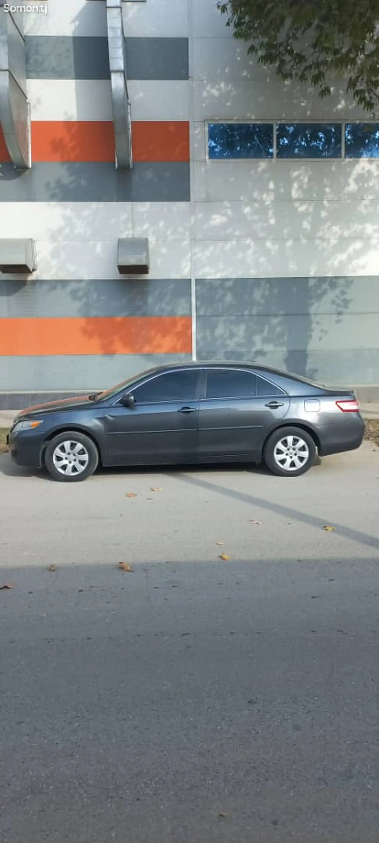 Toyota Camry, 2011-1