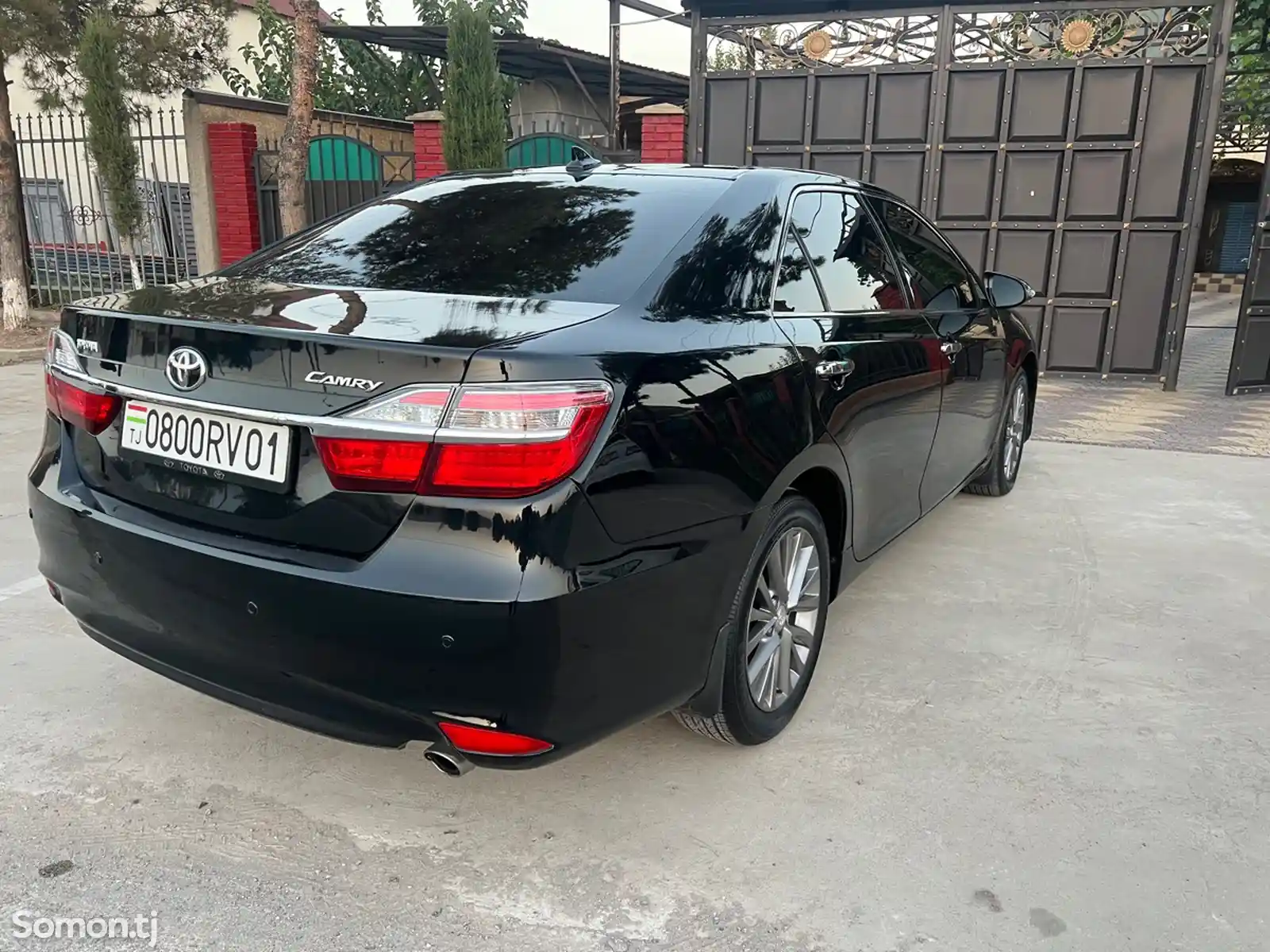 Toyota Camry, 2016-3