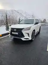 Lexus LX series, 2012-8