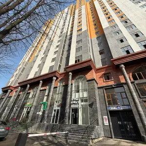 3-комн. квартира, 4 этаж, 127 м², Сомони