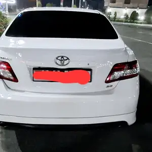 Toyota Camry, 2010