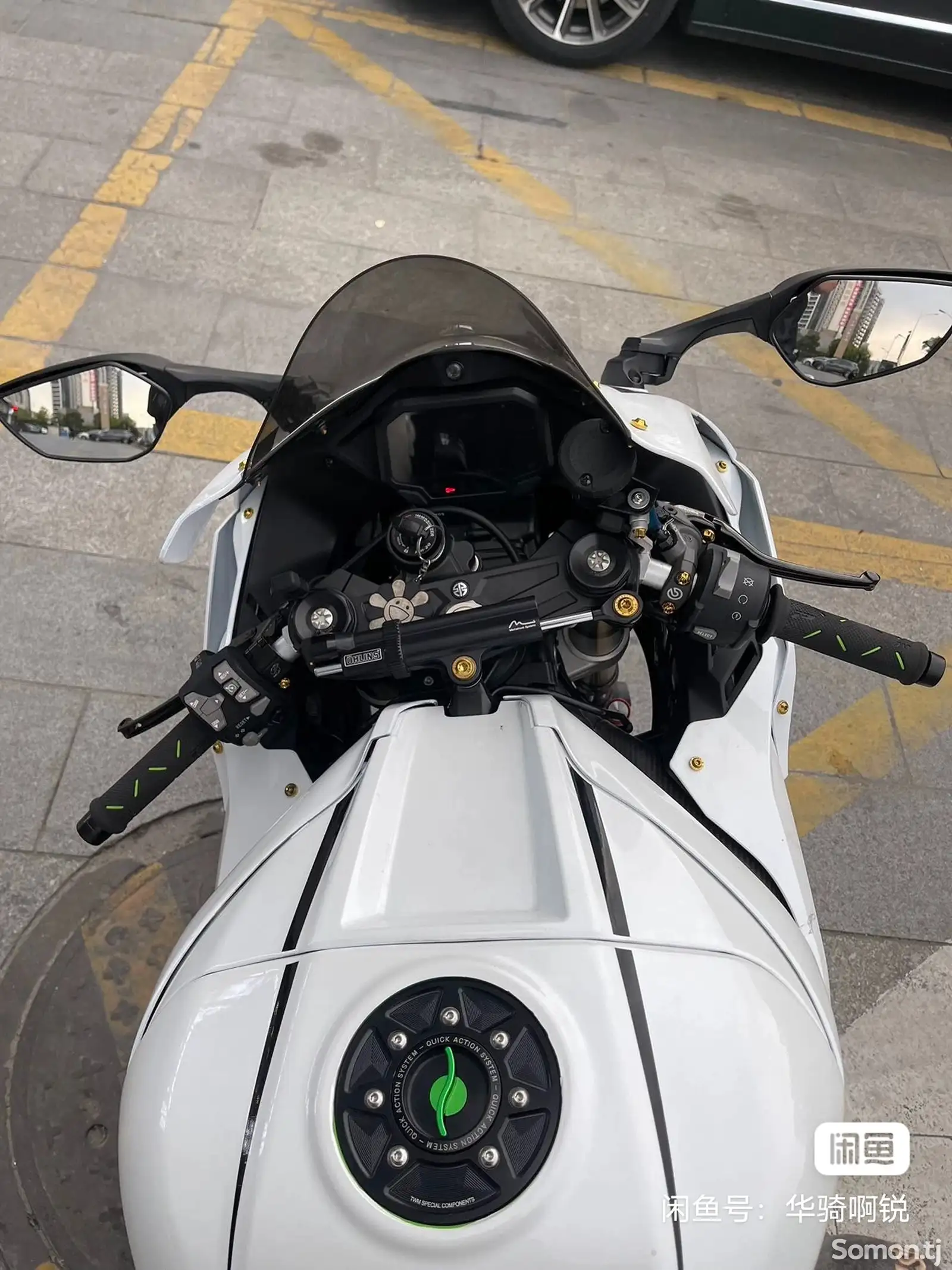 Мотоцикл Kawasaki ZX-10R-1