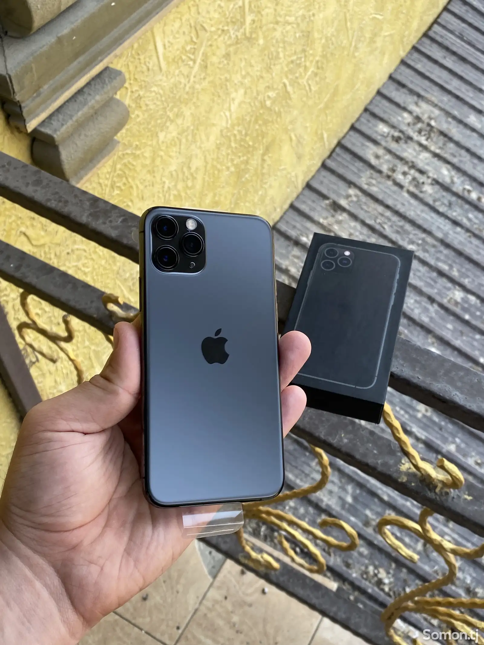 Apple iPhone 11 Pro, 64 gb, Space Grey-1