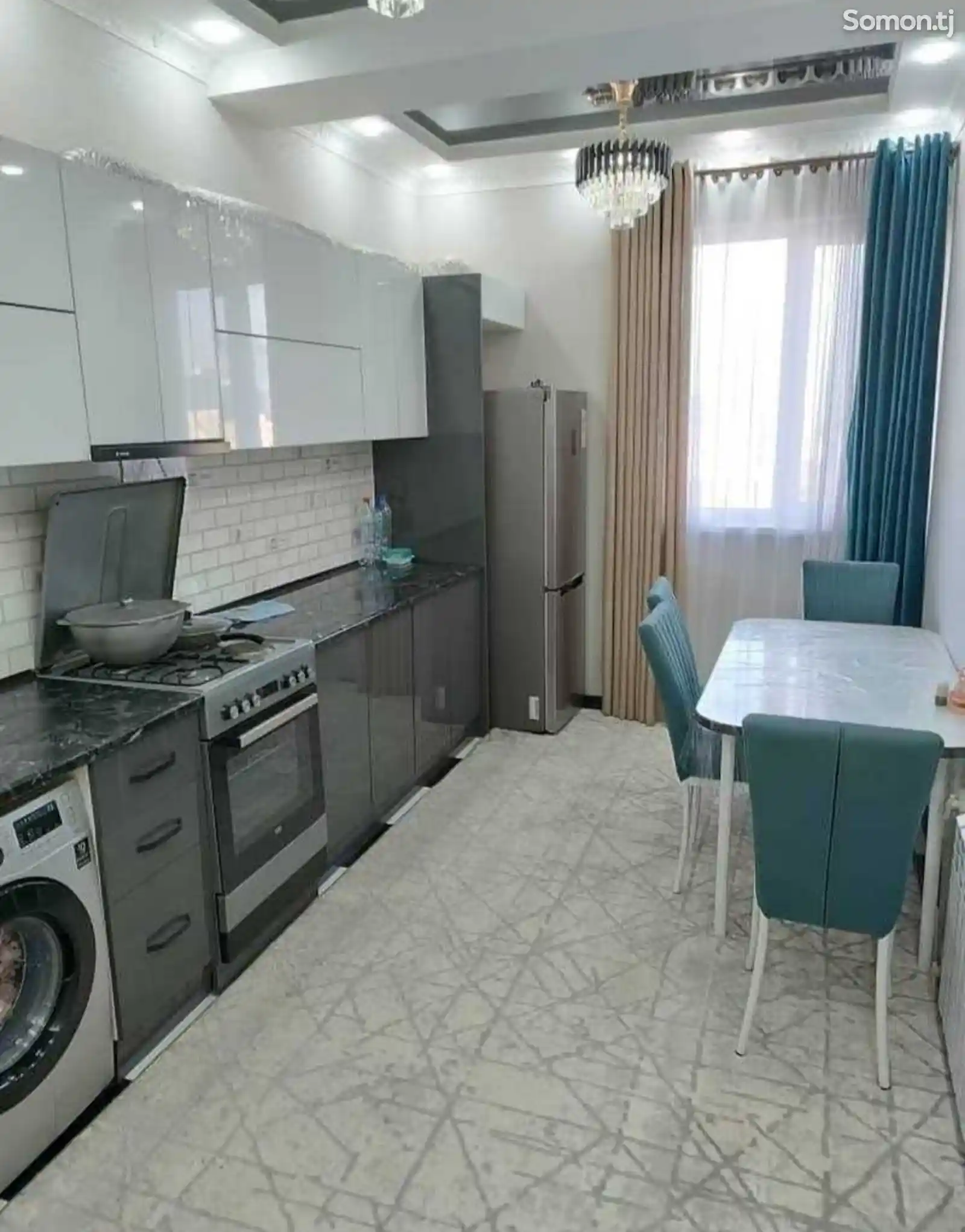 2-комн. квартира, 13 этаж, 64 м², Профсоюз-8