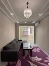 2-комн. квартира, 18 этаж, 80 м², Исмоили Сомони-3