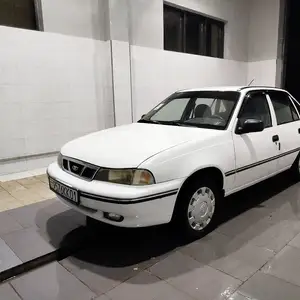 Daewoo Nexia, 1995