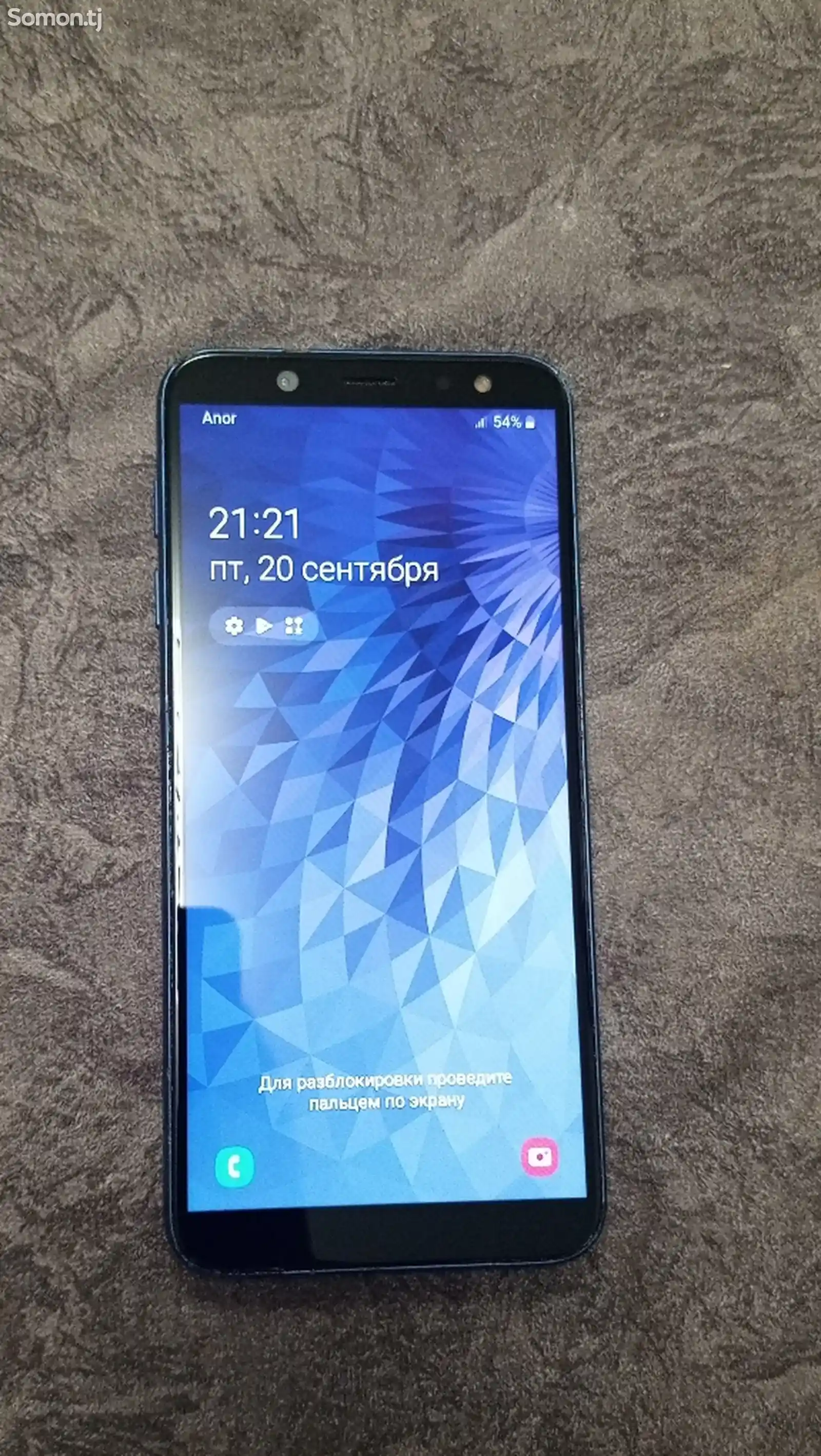 Samsung Galaxy J6-1