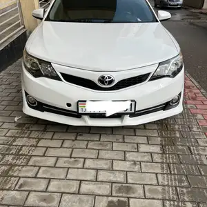 Toyota Camry, 2012