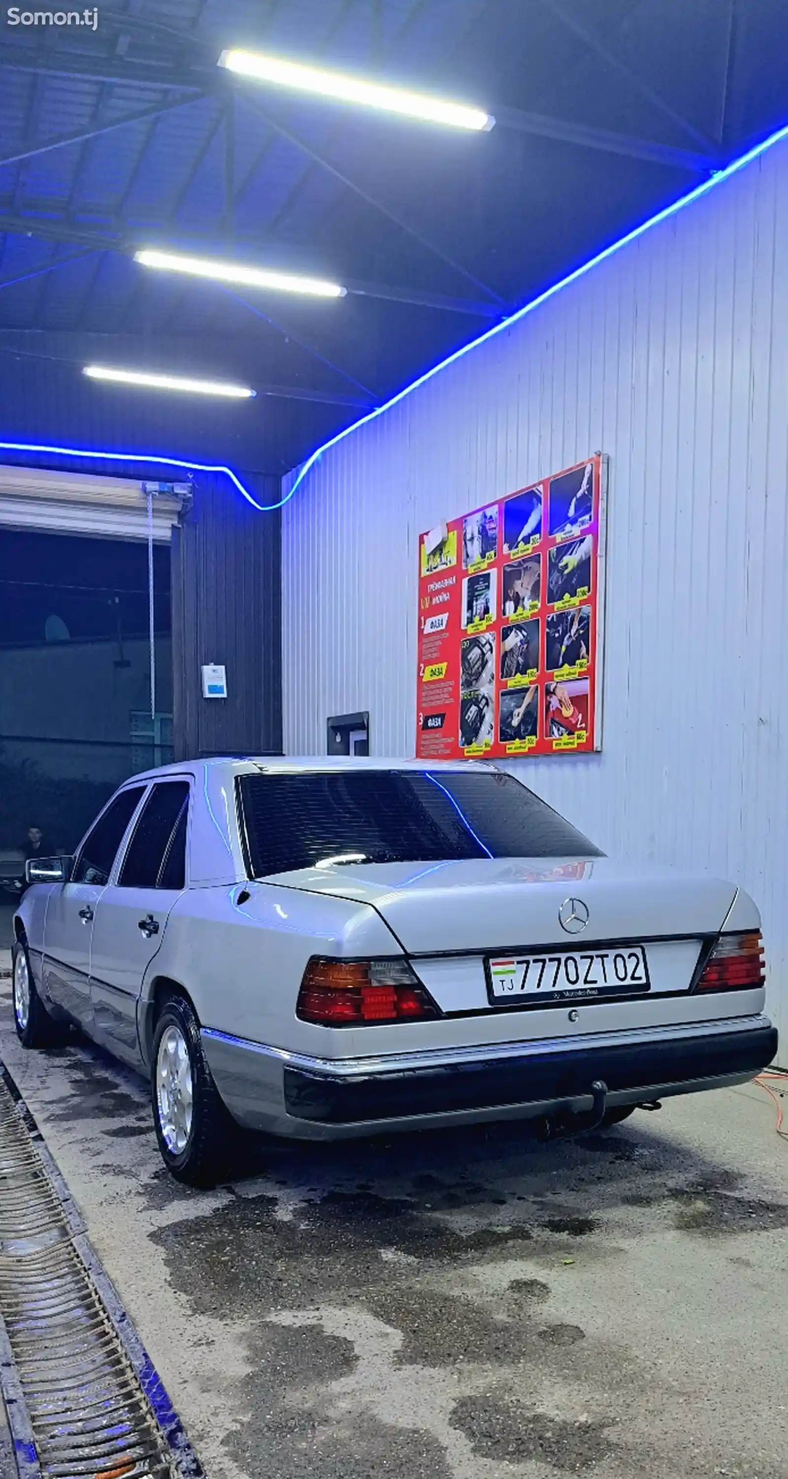 Mercedes-Benz W124, 1993-6