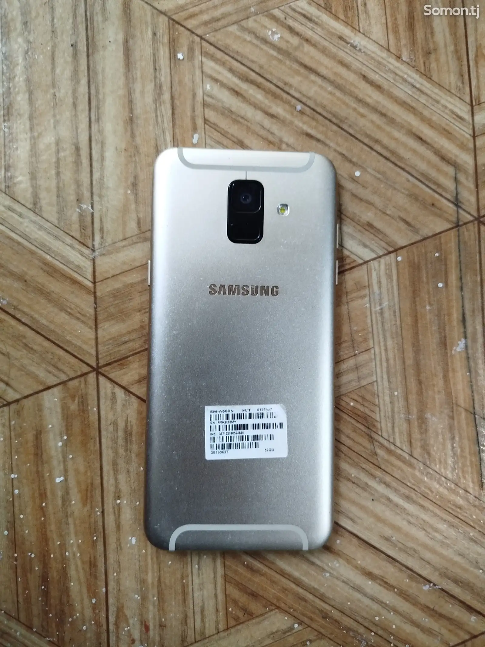 Samsung Galaxy A6-4