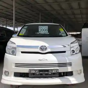 Toyota Voxy, 2008