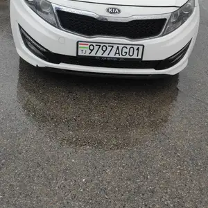 Kia K5, 2011