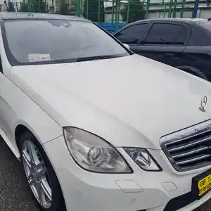 Mercedes-Benz E class, 2010