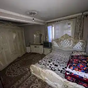 2-комн. квартира, 2 этаж, 82м², Н.Махсум 89