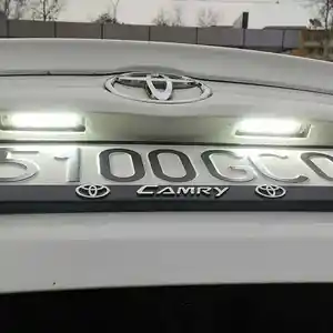 Задний катафот для Toyota Camry 2