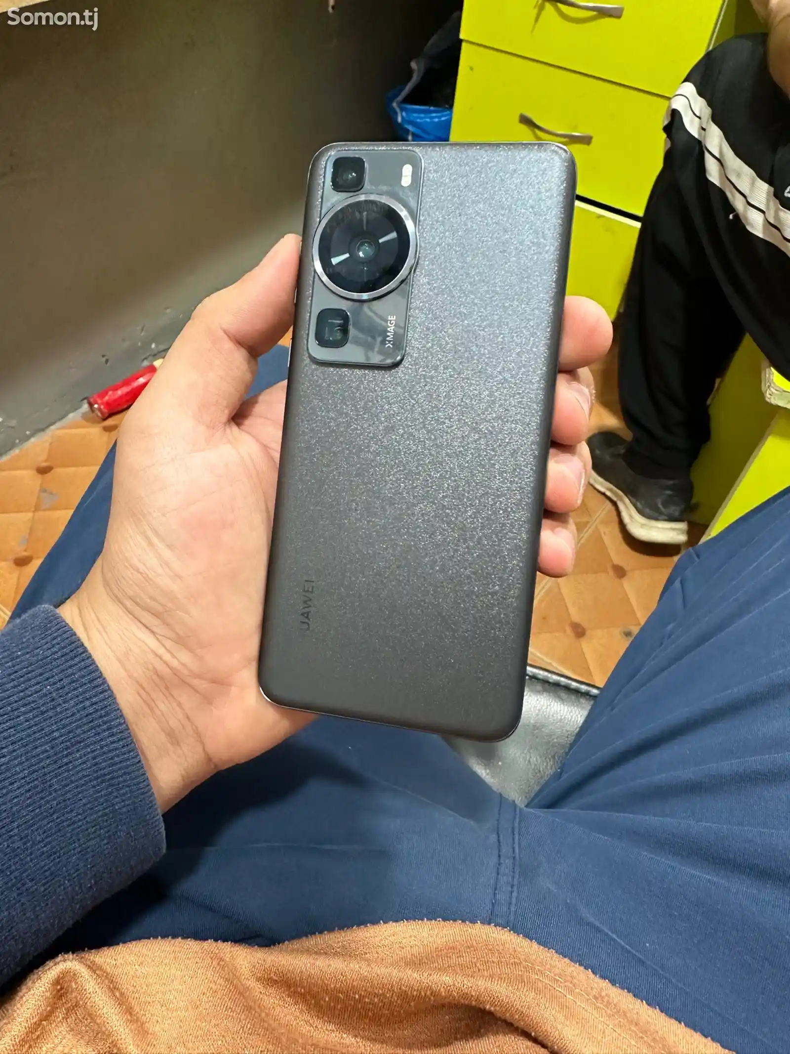 Huawei P60-4