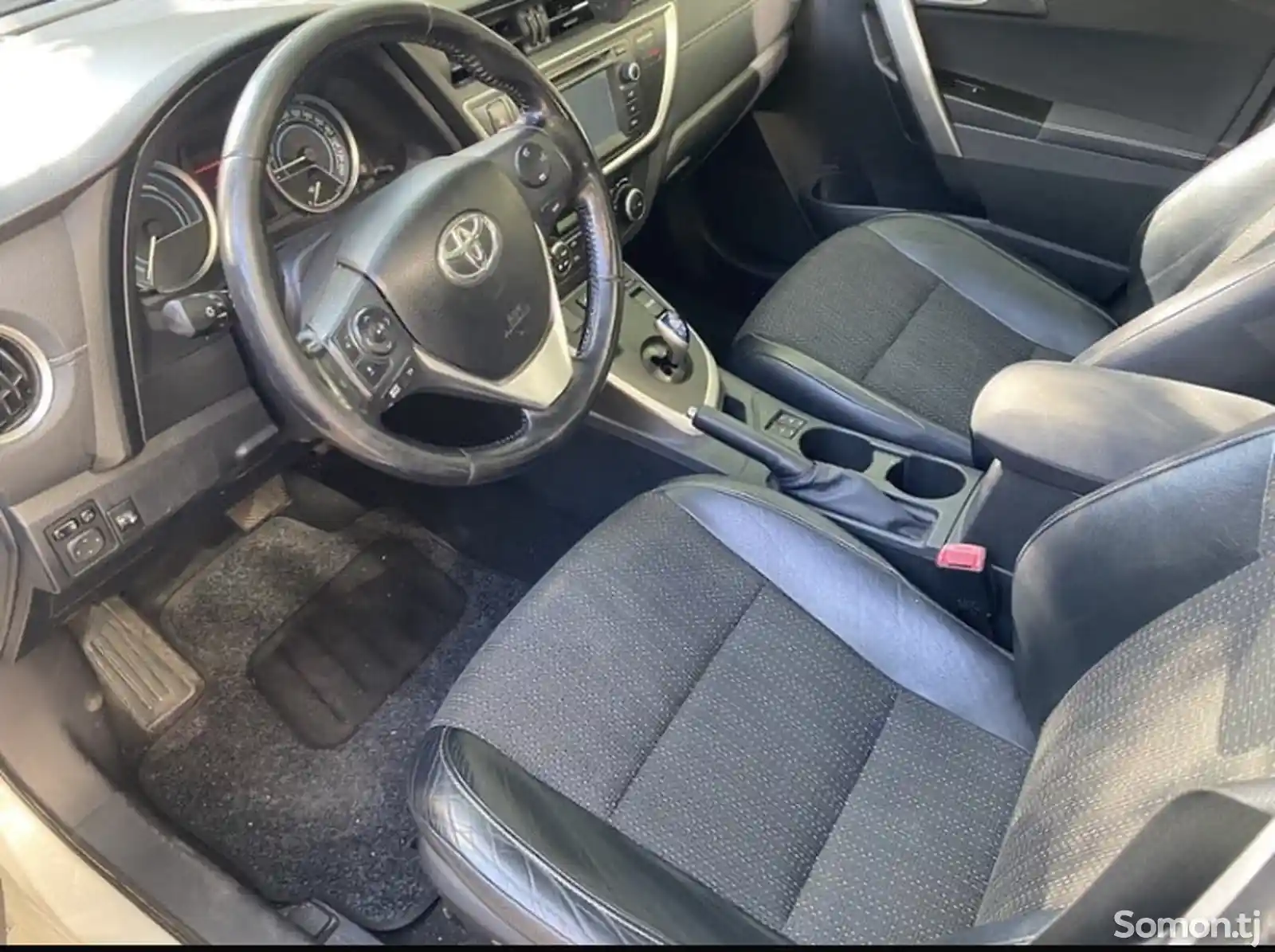 Toyota Auris, 2016-7