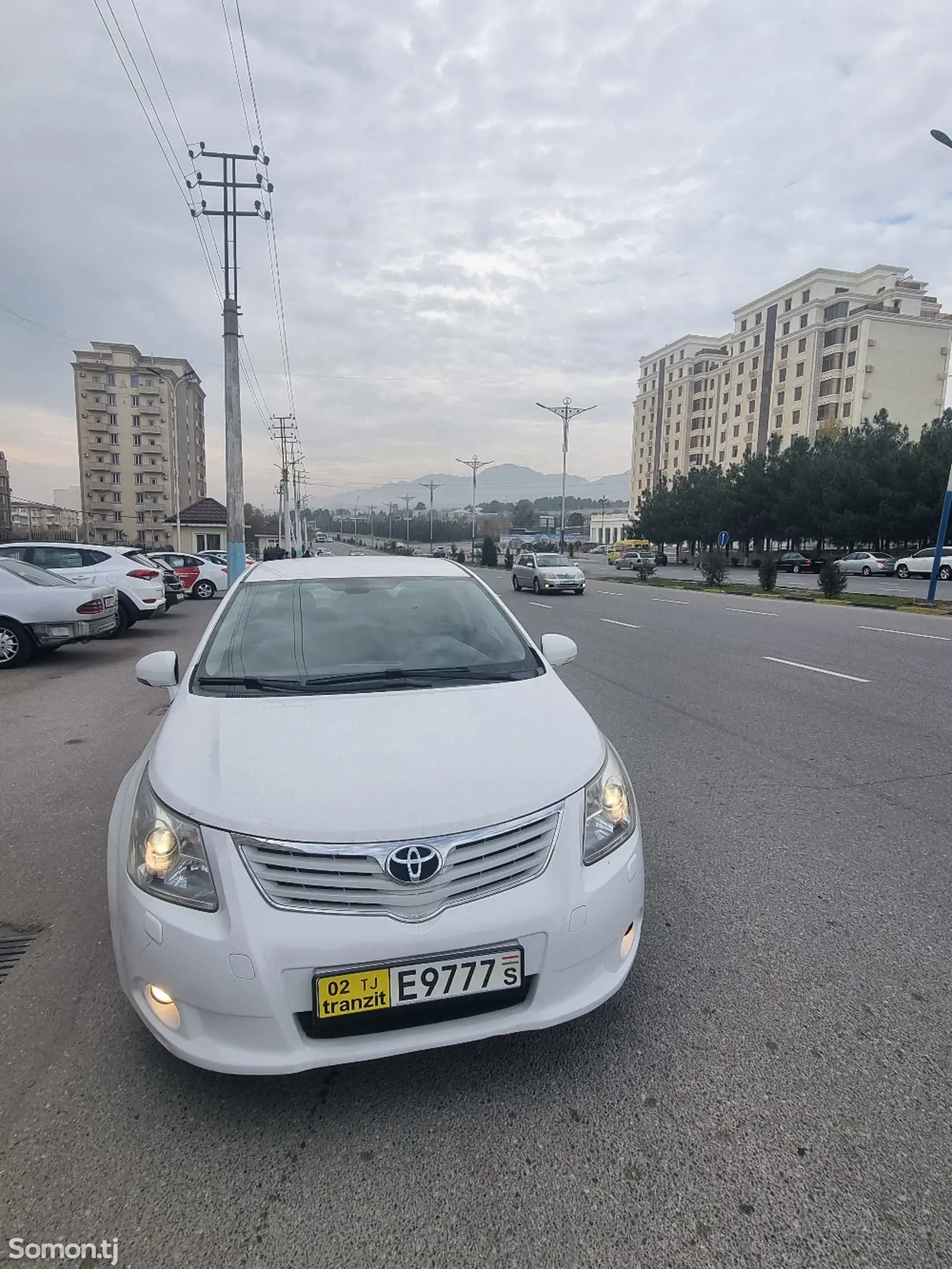 Toyota Avensis, 2012-1