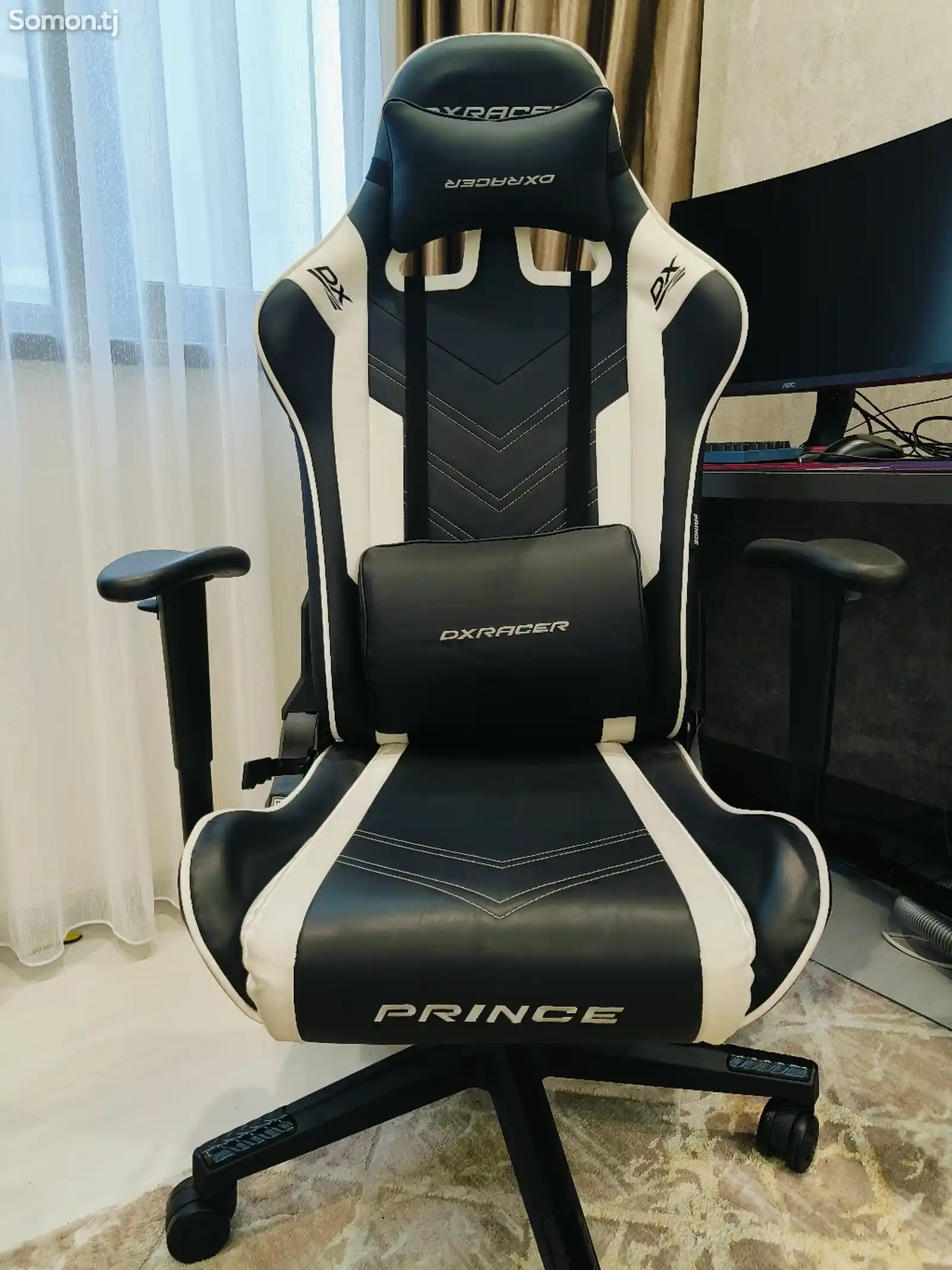 Кресло Dxracer Prince-1