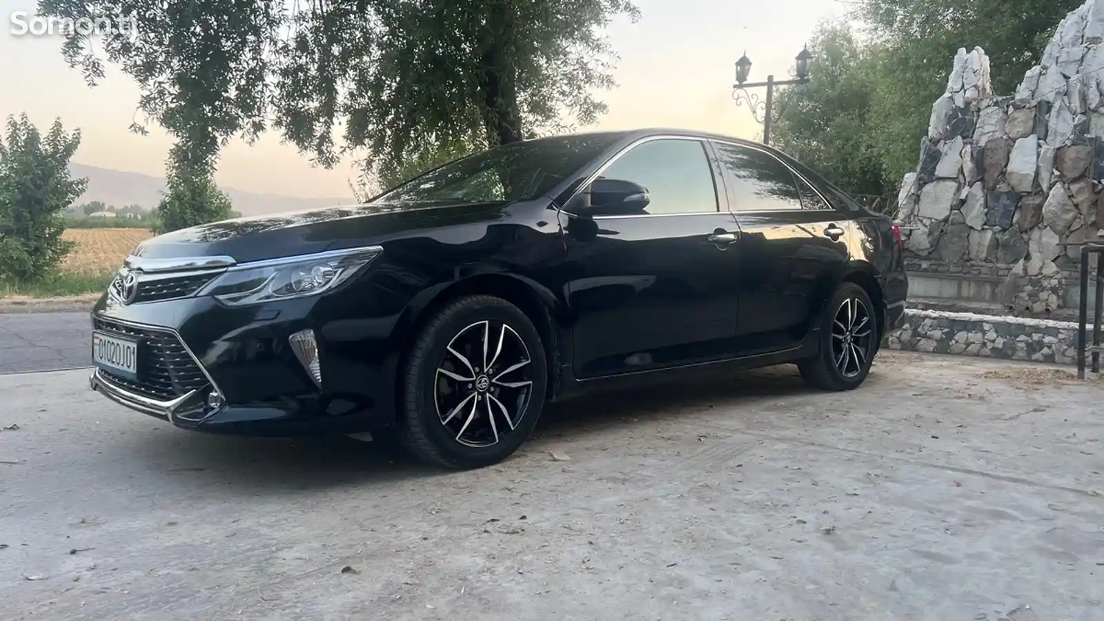 Toyota Camry, 2015-3