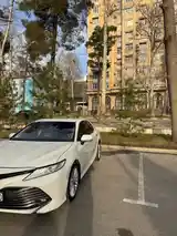 Toyota Camry, 2018-3