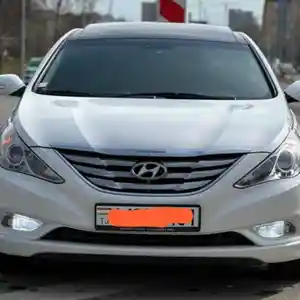 Лобовое стекло от Hyundai Sonata 2011-2014