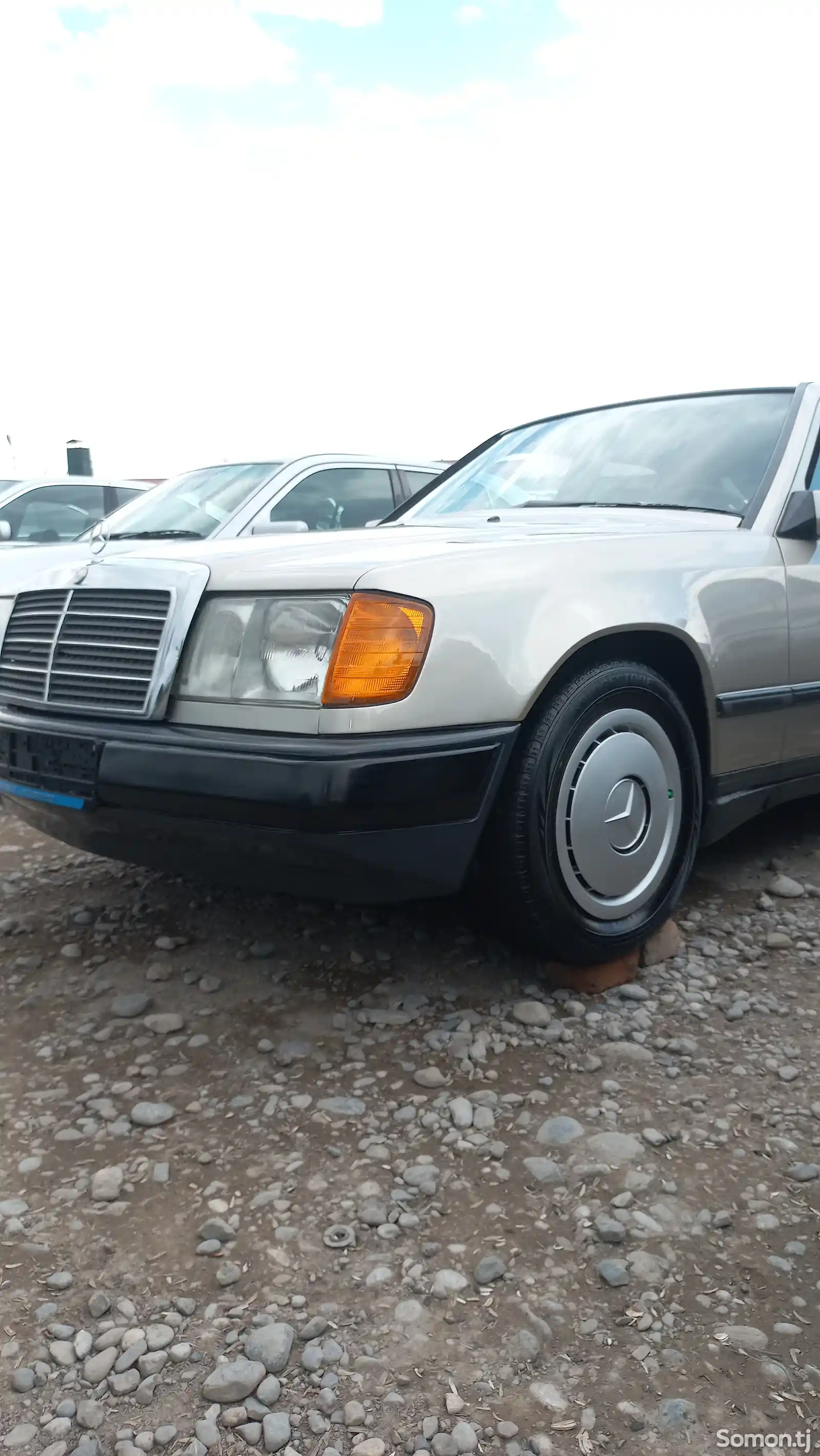 Mercedes-Benz W124, 1988-2