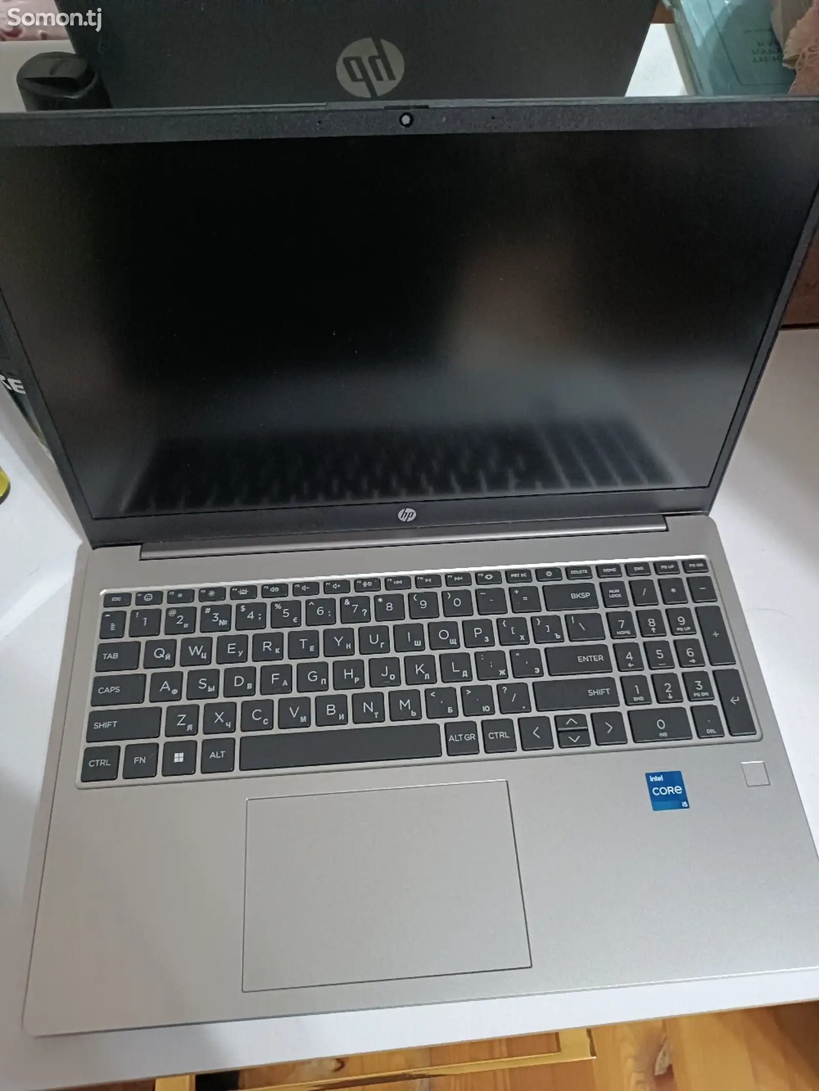 Ноутбук HP 250 G10-1