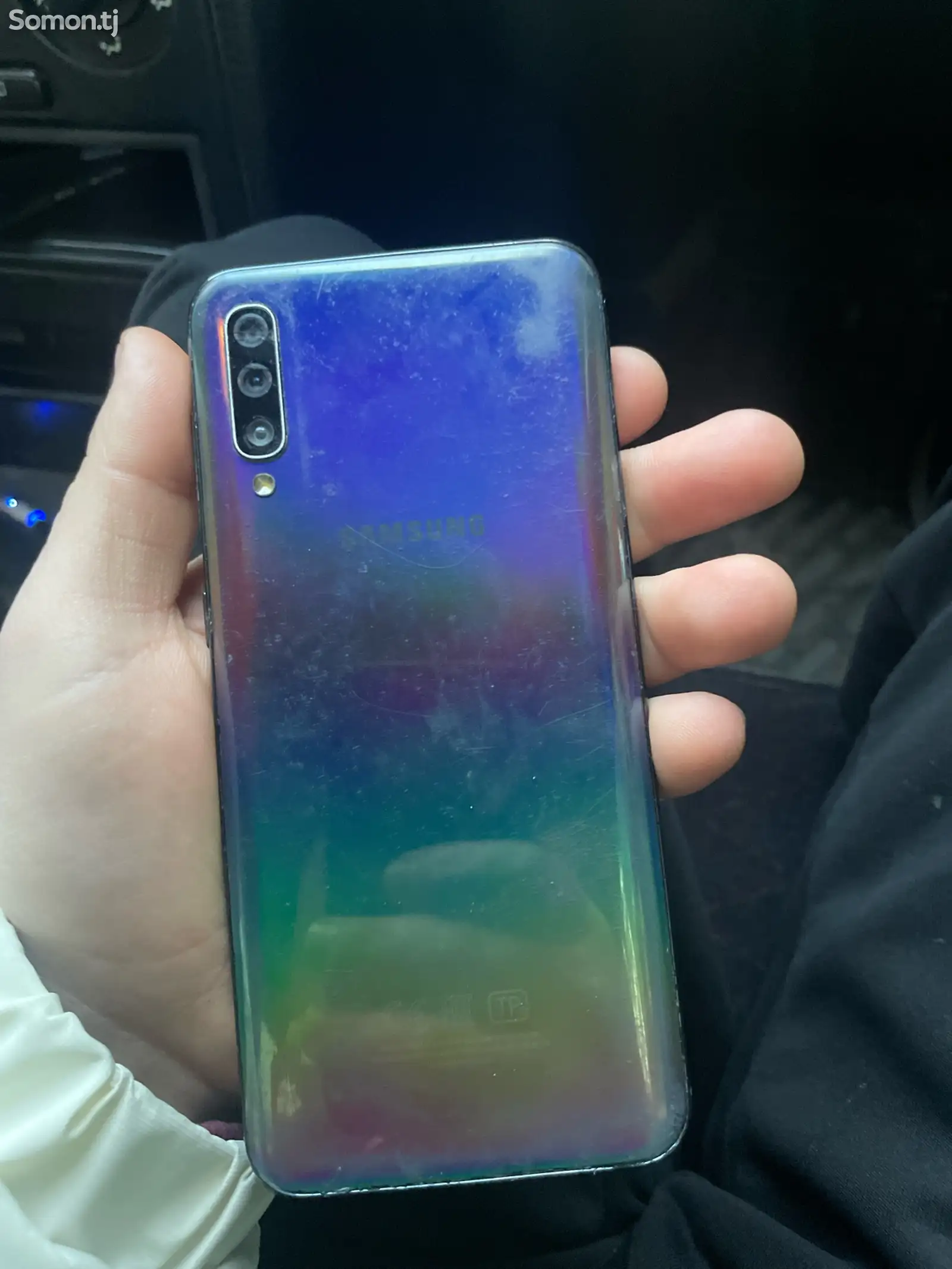 Samsung Galaxy A50-1