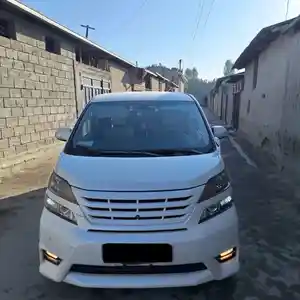 Toyota Alphard, 2014