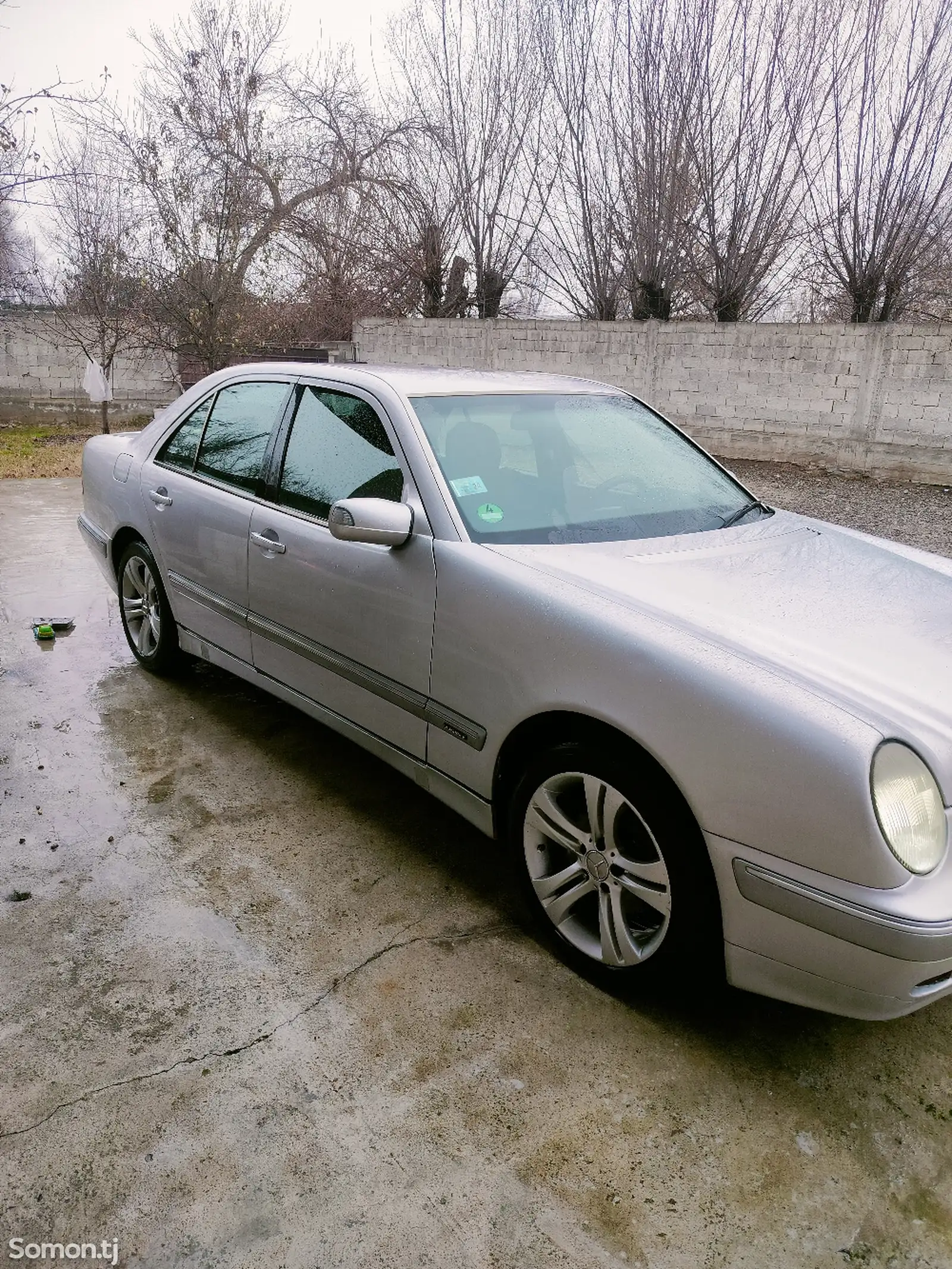 Mercedes-Benz E class, 2000-1