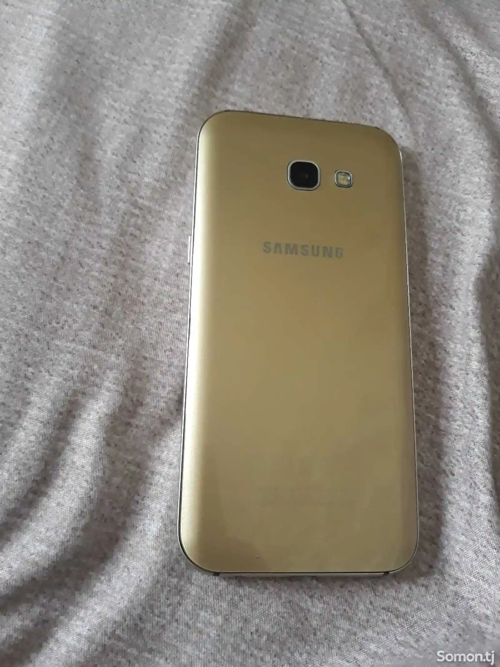 Samsung Galaxy A7 32Gb-1