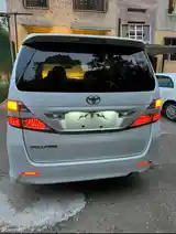 Toyota Vellfire, 2014-3