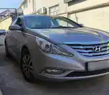 Hyundai Sonata, 2010-2