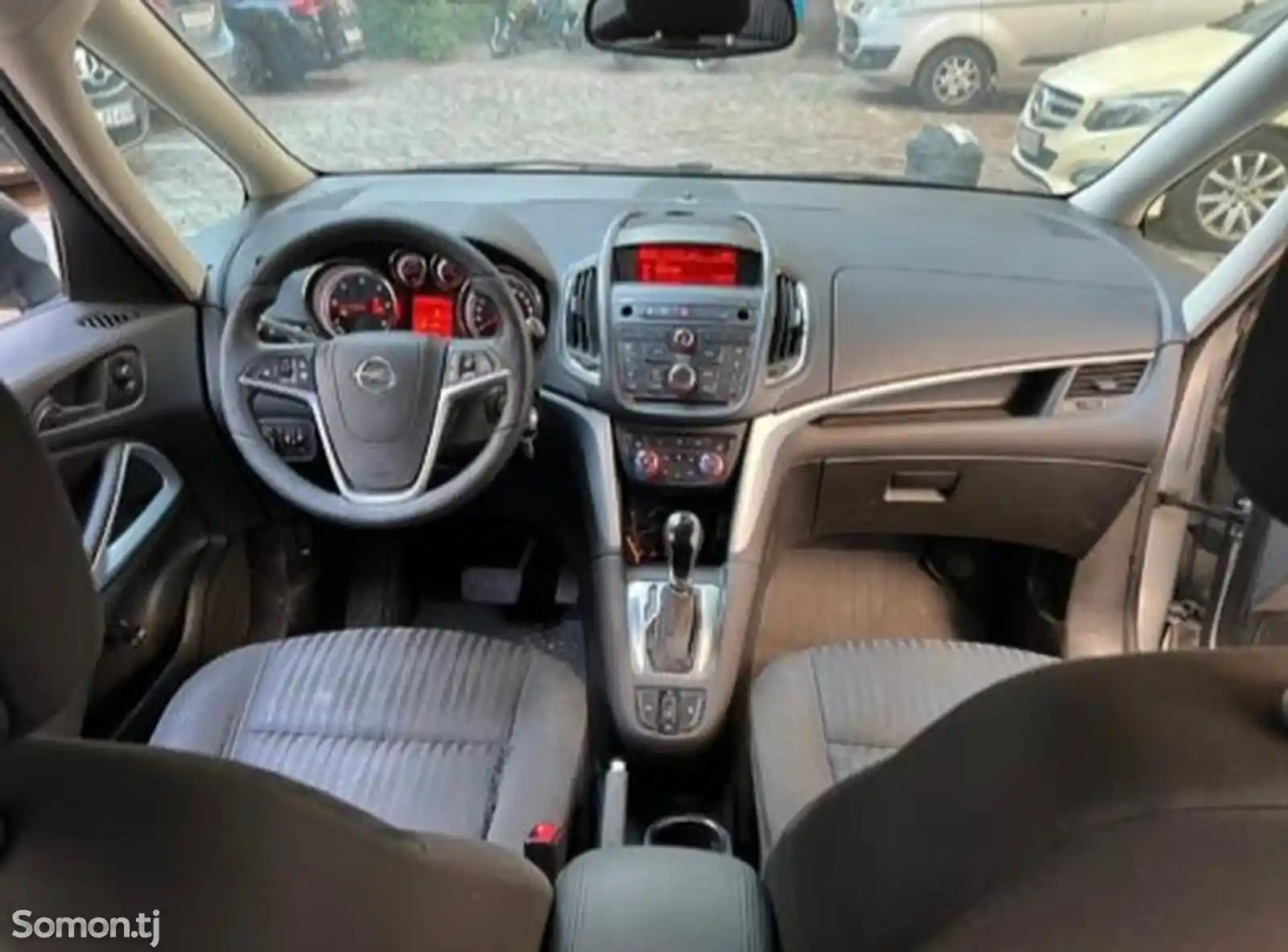 Opel Zafira, 2015-3