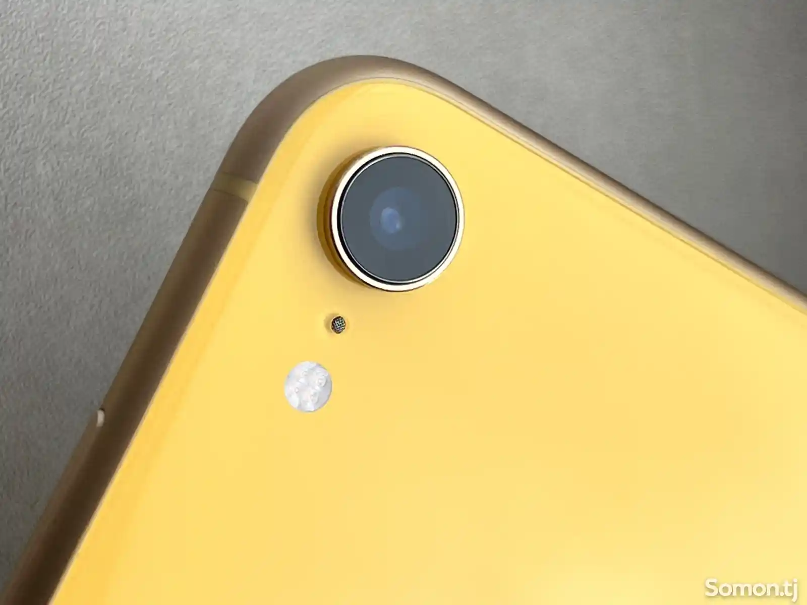 Apple iPhone Xr, 128 gb, Yellow-10