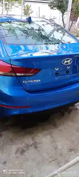 Hyundai Elantra, 2018-3